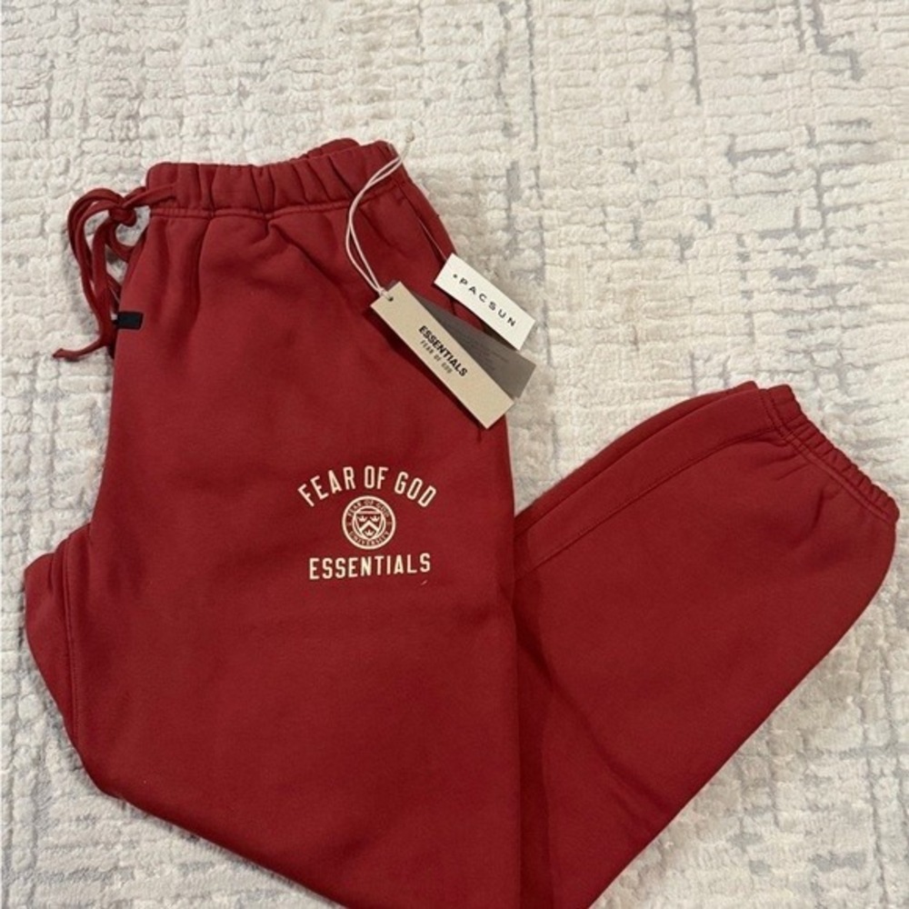 Fear of God Essentials Crimson Hoodie & Sweatpants Set XL NWT - Picture 4 of 7